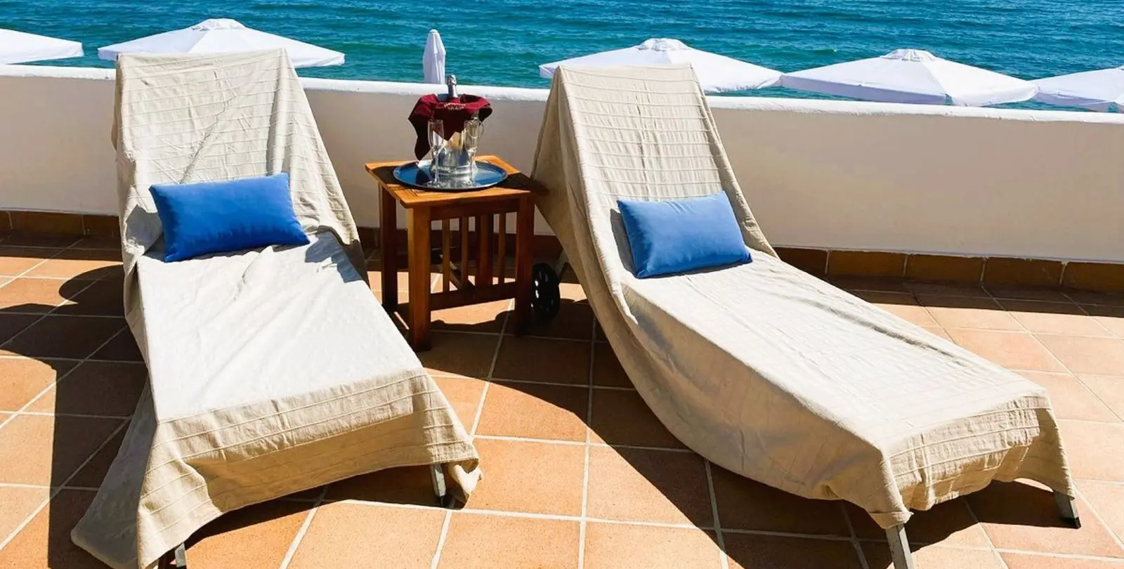 Продажа  отдельно стоящей виллы в Estepona 19