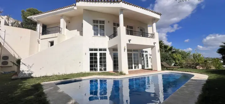 Venta de villa independiente en La Quinta 0