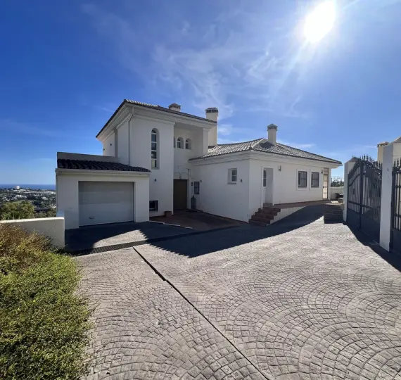 Venta de villa independiente en La Quinta