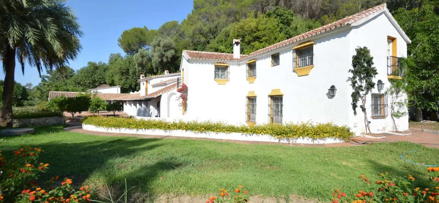 Sale of finca - cortijo in Gaucín 0