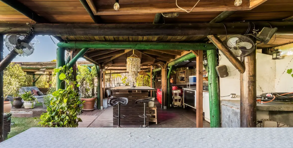 Sale of detached villa in Las Brisas 8