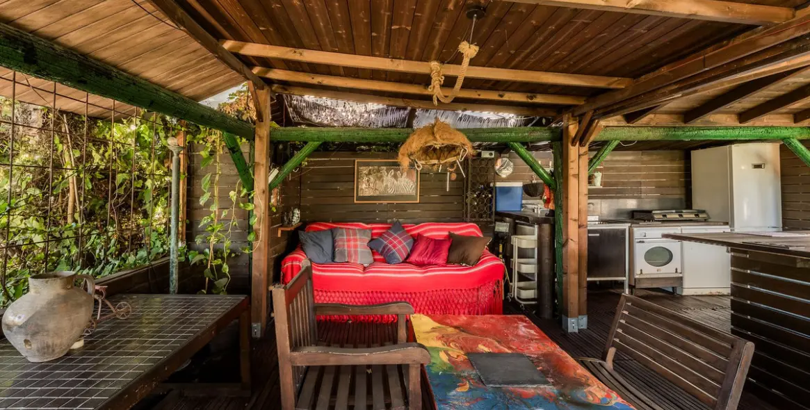 Sale of detached villa in Las Brisas 34