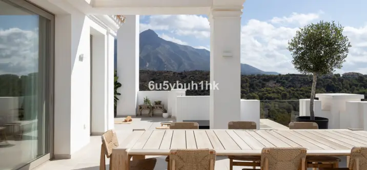 Sale of penthouse duplex in Marbella 3