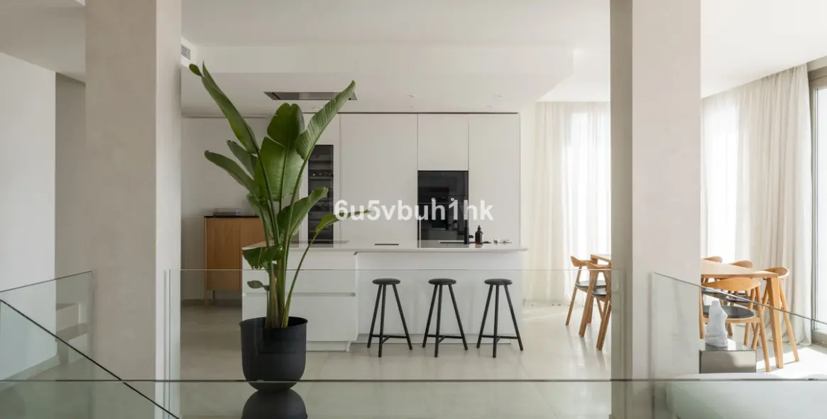 Sale of penthouse duplex in Marbella 13