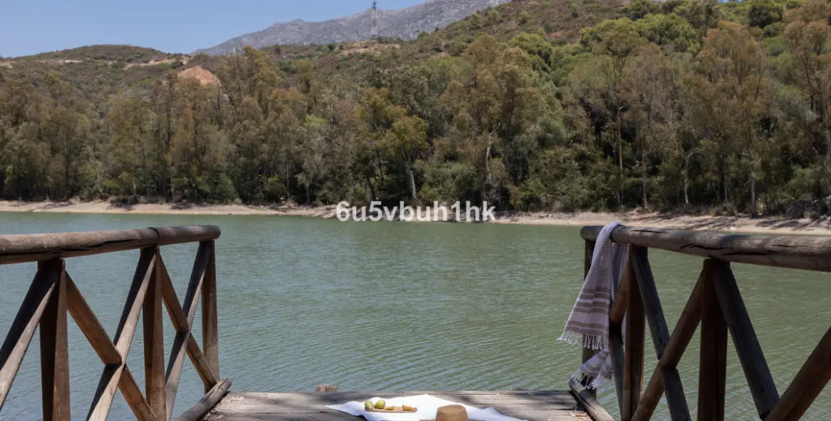 Sale of penthouse duplex in Marbella 20