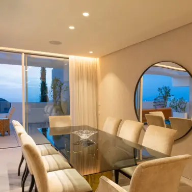 Sale of penthouse in Ojén