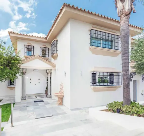 Villa independiente R4873438