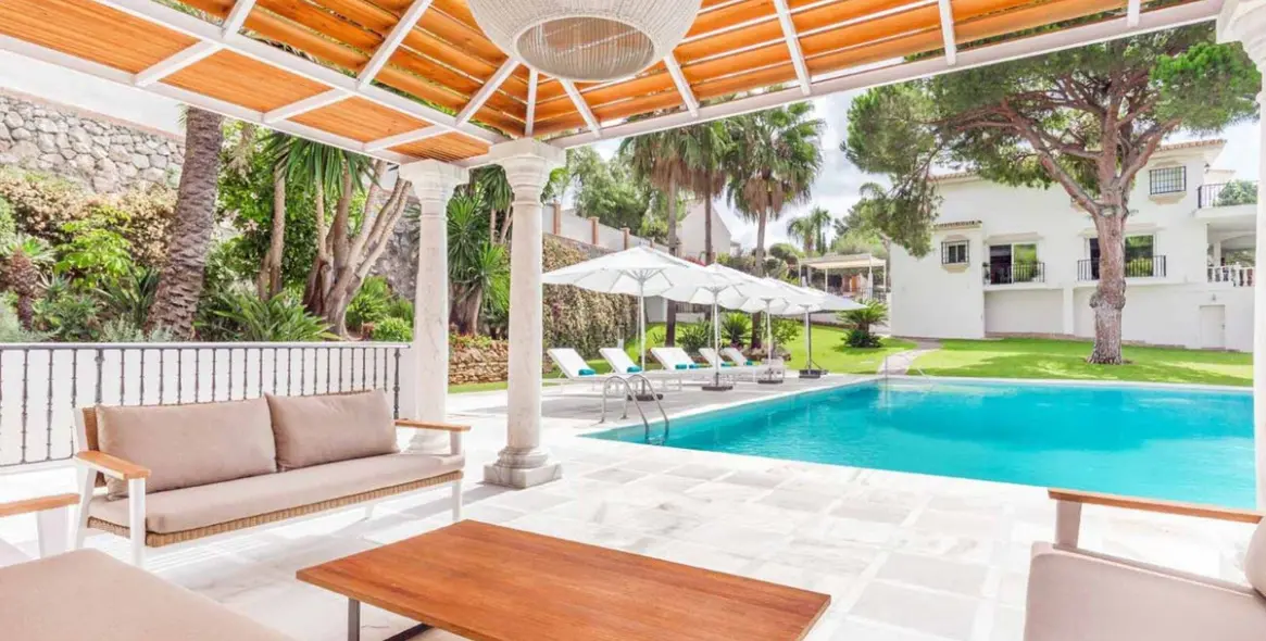 Venta de villa independiente en Marbella East (distrito Río Real) 6