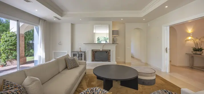 Short-term rent of detached villa in Benahavís 1