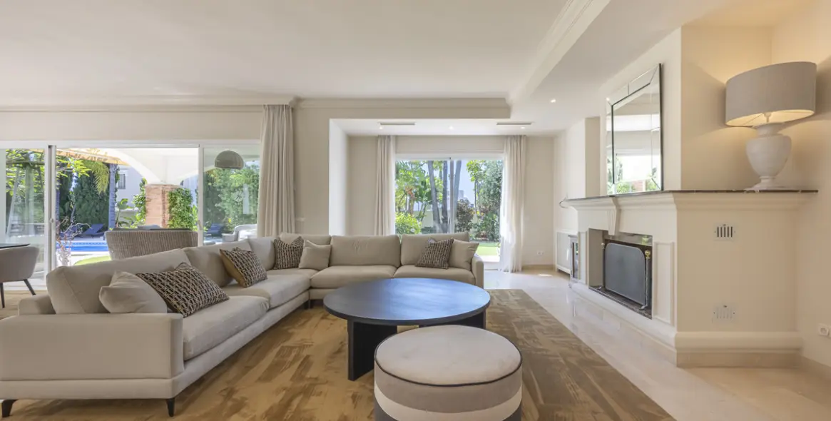 Short-term rent of detached villa in Benahavís 3