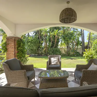 Short-term rent of detached villa in Benahavís