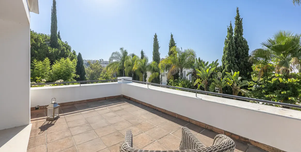 Short-term rent of detached villa in Benahavís 13