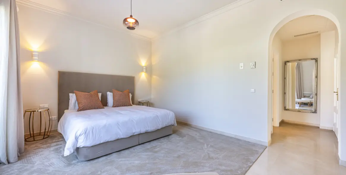 Краткосрочная аренда  отдельно стоящей виллы в Benahavís 25