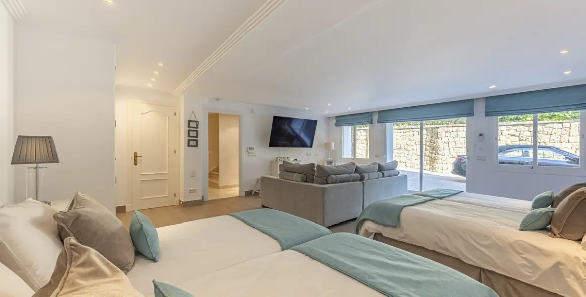 Краткосрочная аренда  отдельно стоящей виллы в Benahavís 33