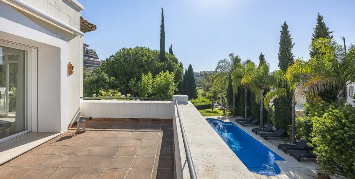 Краткосрочная аренда  отдельно стоящей виллы в Benahavís 39