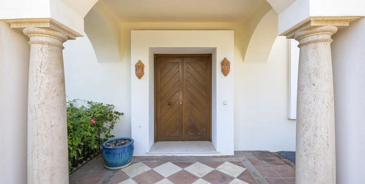 Краткосрочная аренда  отдельно стоящей виллы в Benahavís 43