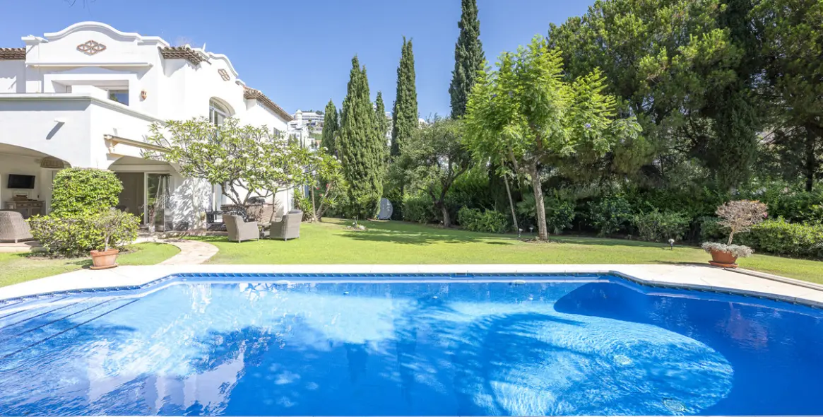 Краткосрочная аренда  отдельно стоящей виллы в Benahavís 45