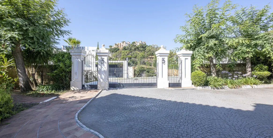 Краткосрочная аренда  отдельно стоящей виллы в Benahavís 51