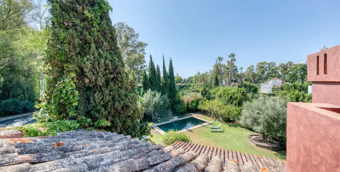 Long-term rent of detached villa in Nueva Andalucía 8