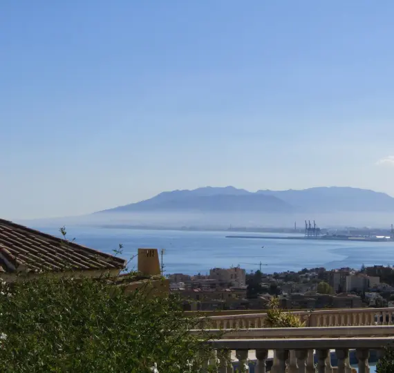 Oтдельно стоящая вилла R4373287