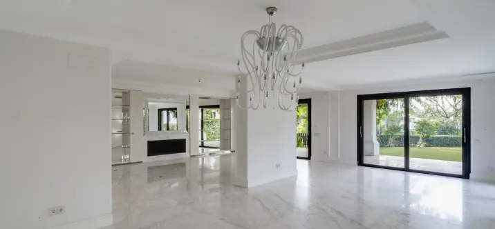 Venta de villa independiente en The Golden Mile 2