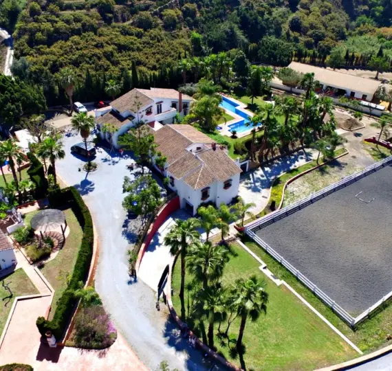 Villa independiente R3863659