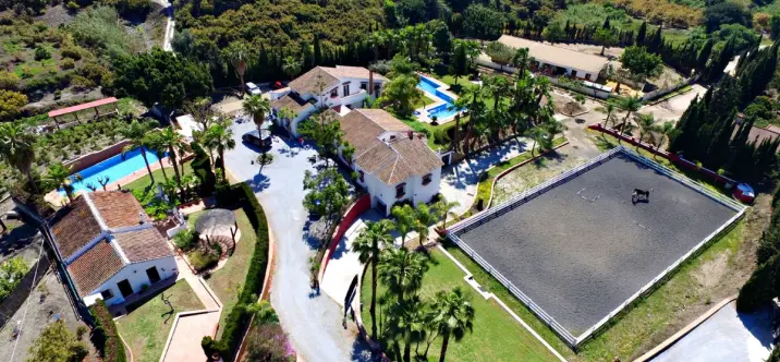 Villa independiente R3863659 0