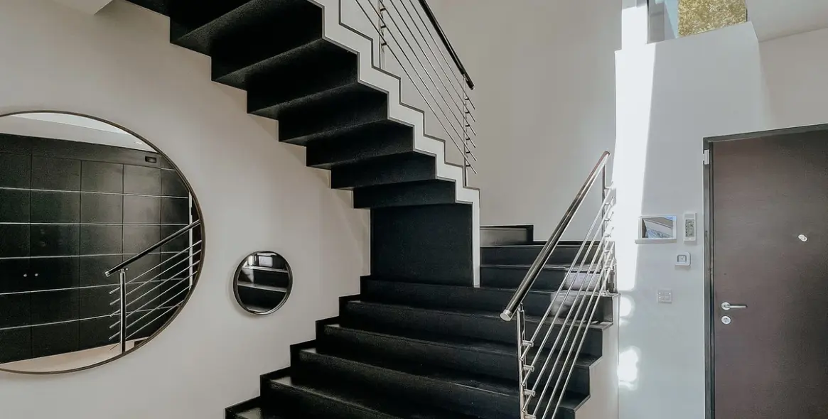 Long-term rent of townhouse in Sierra Blanca 28