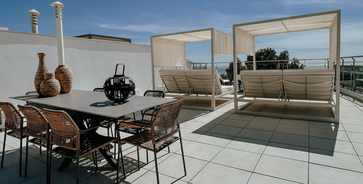 Long-term rent of townhouse in Sierra Blanca 44