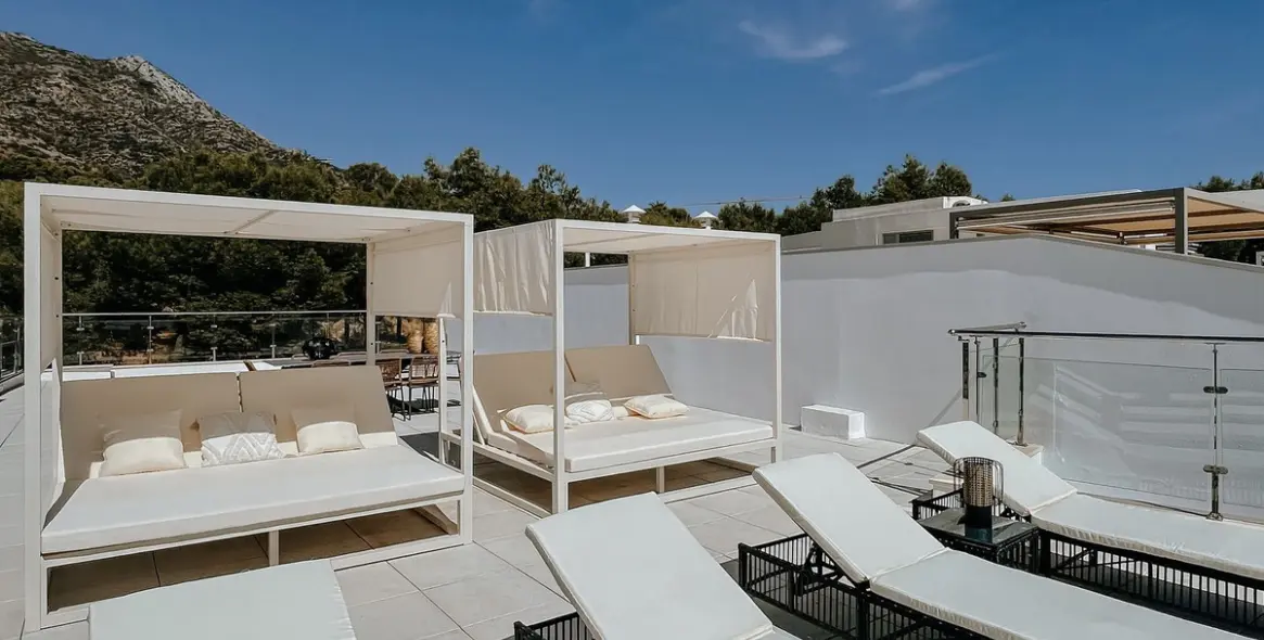 Long-term rent of townhouse in Sierra Blanca 46