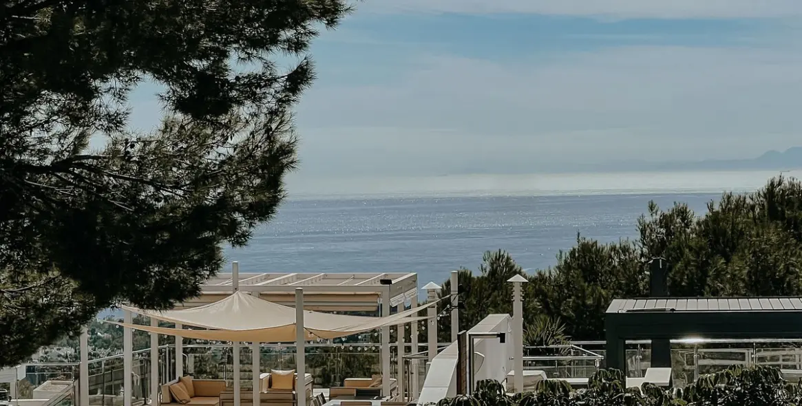 Long-term rent of townhouse in Sierra Blanca 49