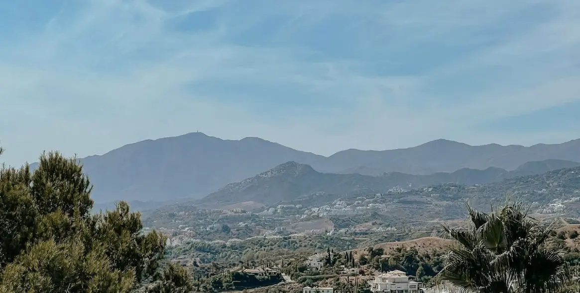 Long-term rent of townhouse in Sierra Blanca 58