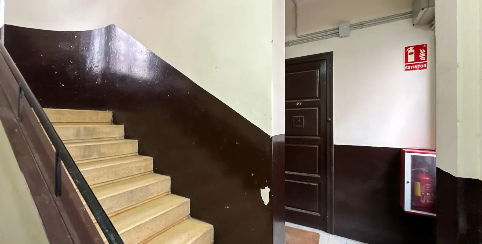 Sale of apartment complex in Olletas 16
