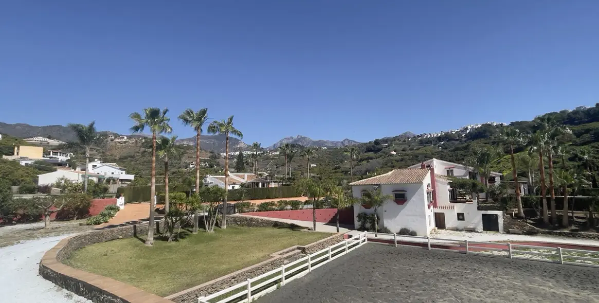 Venta de villa independiente en Costa del Sol East 2