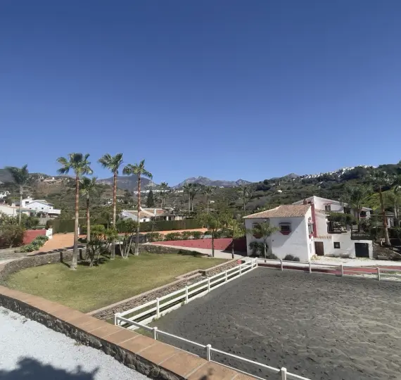 Villa independiente R4675255