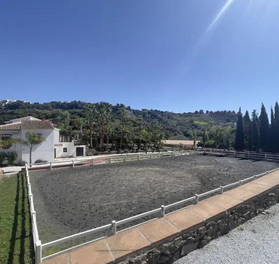 Villa independiente R4675255