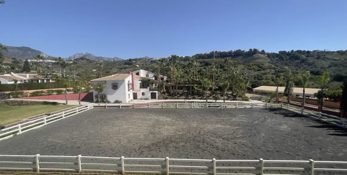 Venta de villa independiente en Costa del Sol East 5