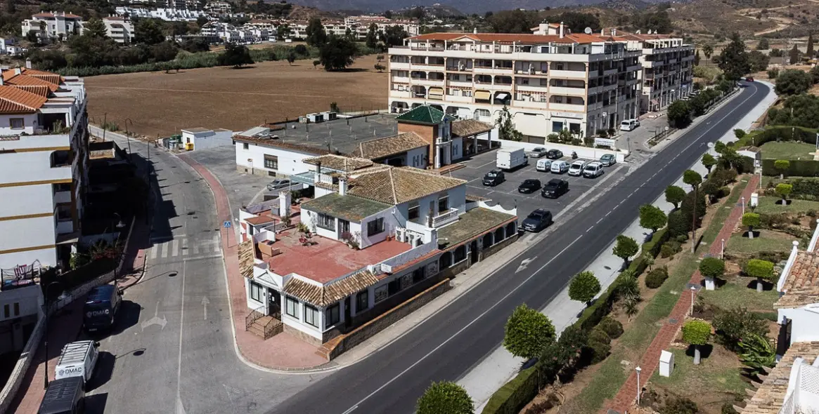 Sale of commercial plot in Mijas 2
