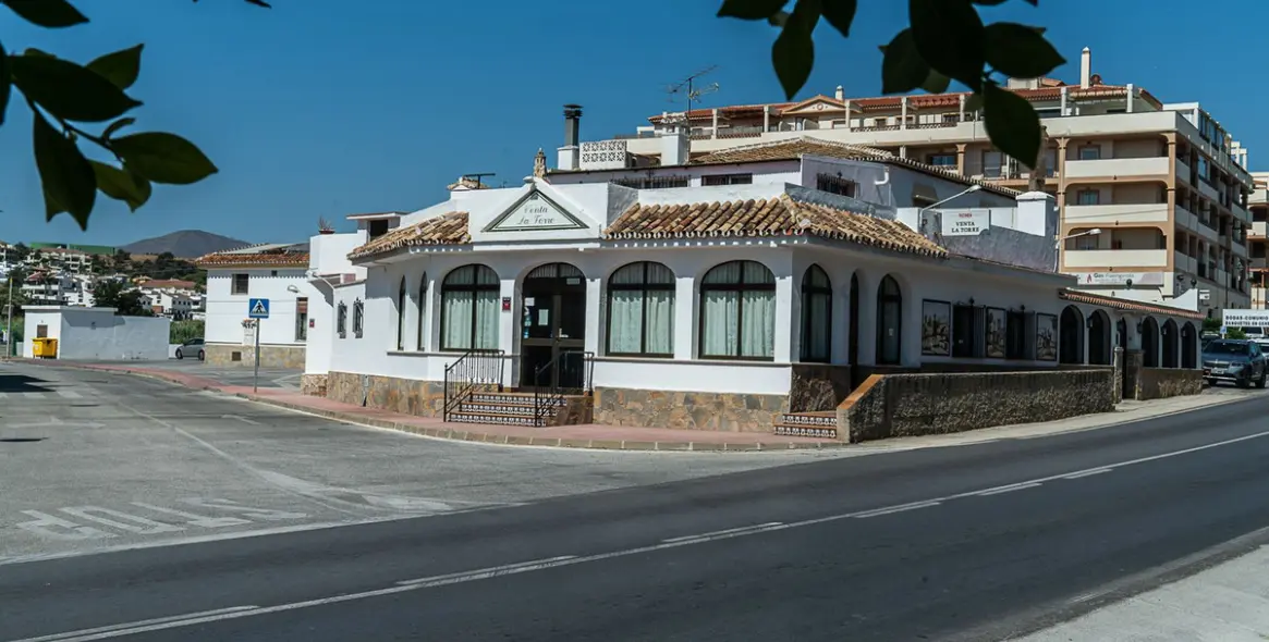 Sale of commercial plot in Mijas 3