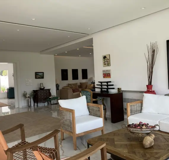 Venta de villa independiente en Puerto Banús