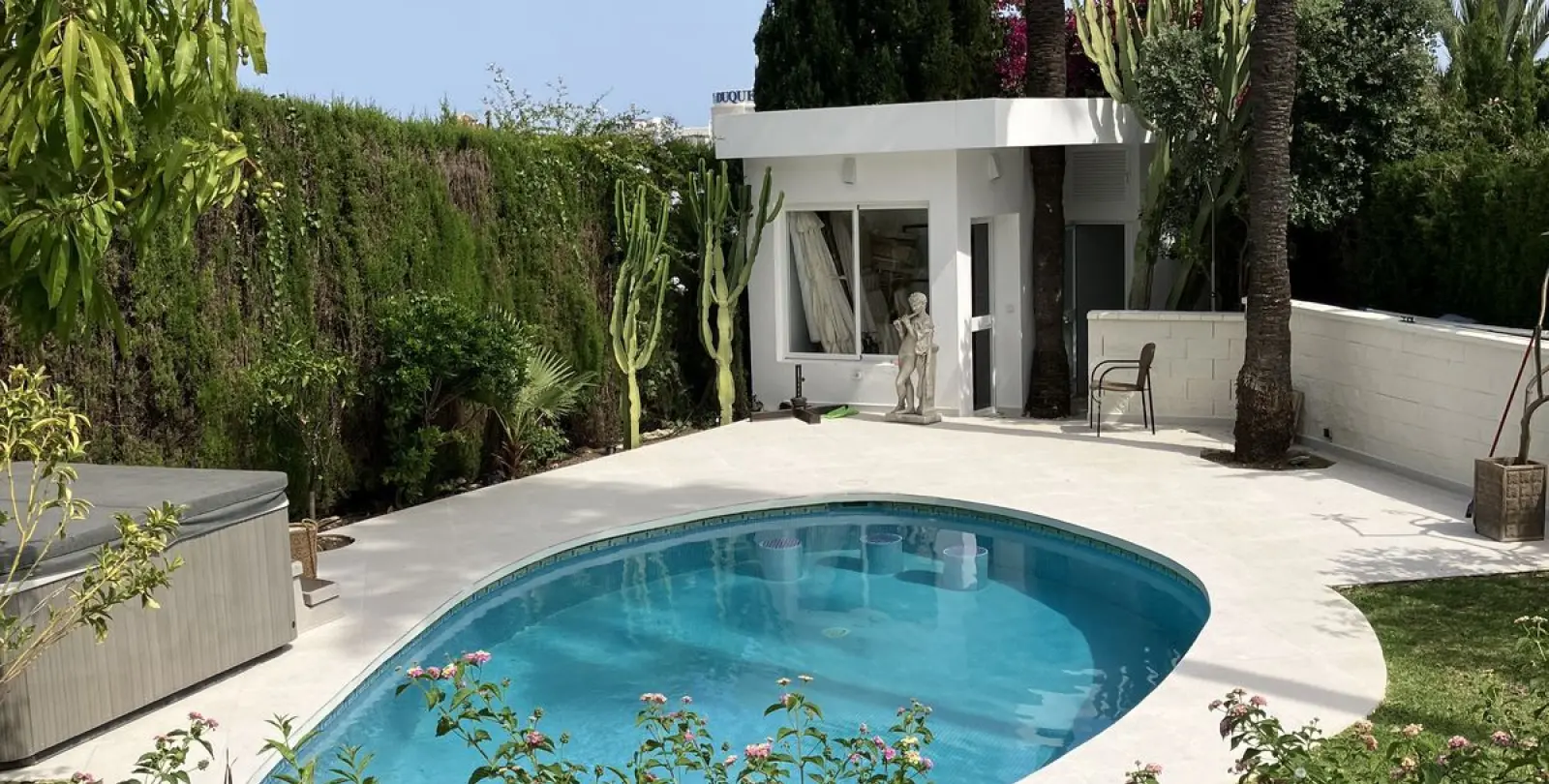 Venta de villa independiente en Puerto Banús 16