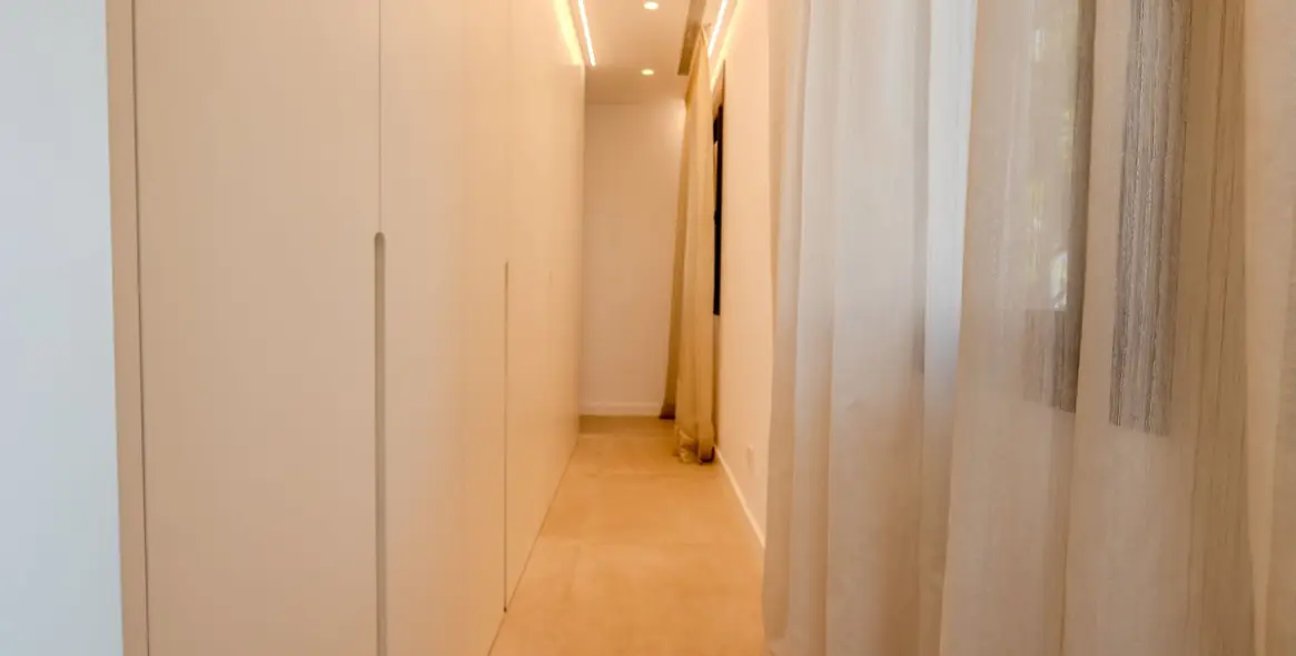 Продажа  отдельно стоящей виллы в Puerto Banús 46