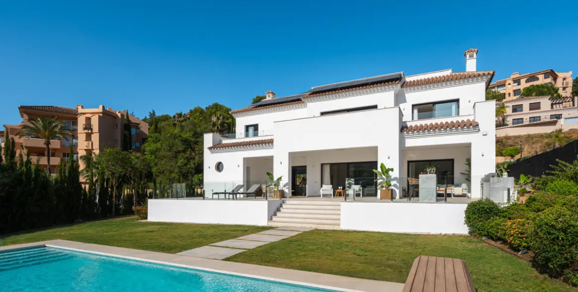 Venta de villa independiente en Elviria 13