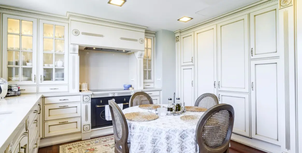 Продажа двухуровневого пентхауса в Bahía de Marbella 22