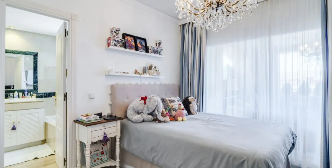 Продажа двухуровневого пентхауса в Bahía de Marbella 41