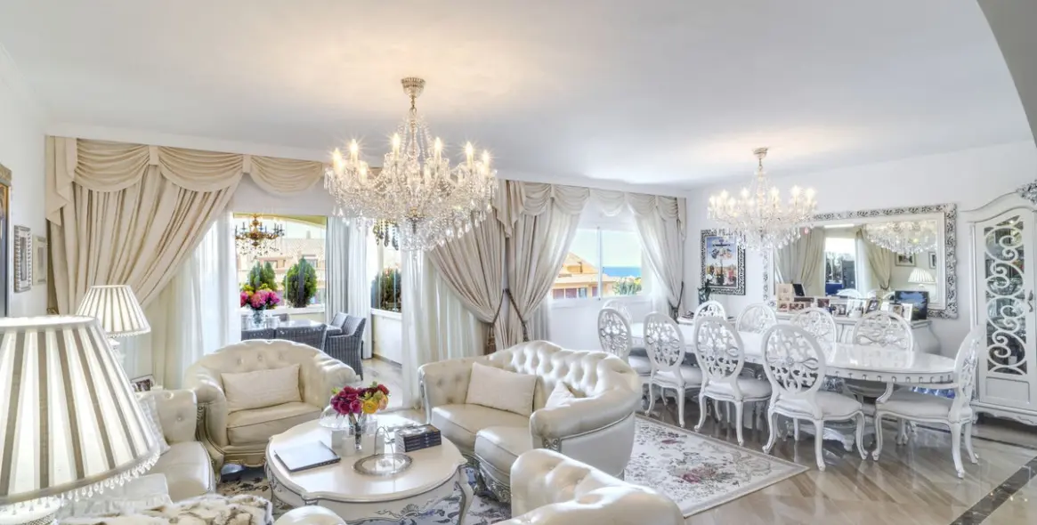 Продажа двухуровневого пентхауса в Bahía de Marbella 16