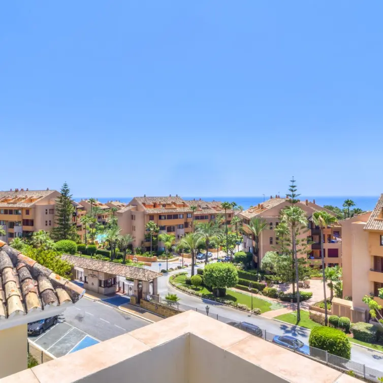Продажа двухуровневого пентхауса в Bahía de Marbella