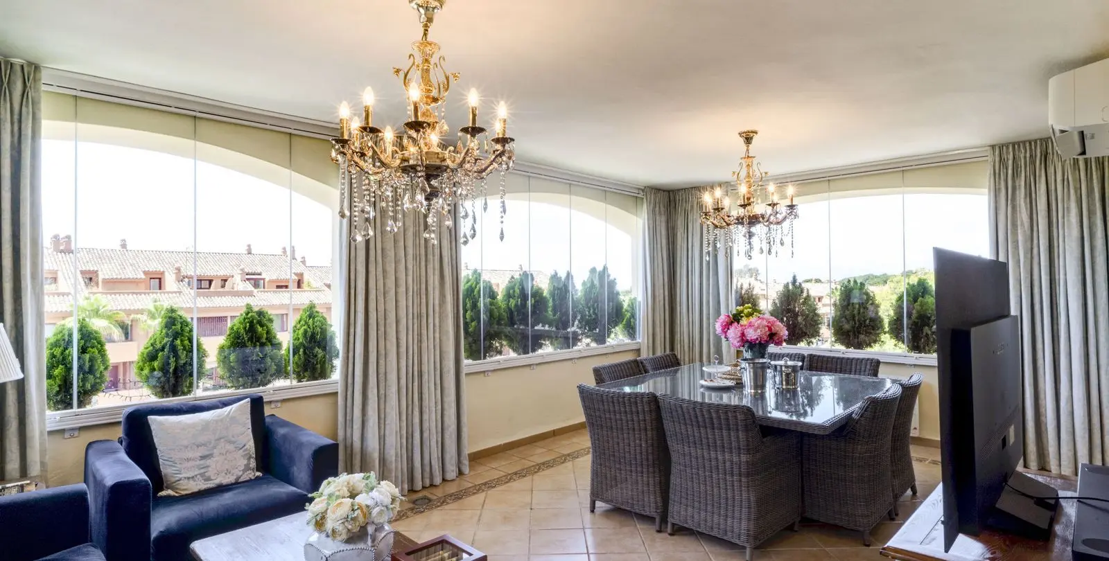 Продажа двухуровневого пентхауса в Bahía de Marbella 8