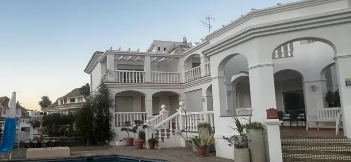 Sale of detached villa in Torrequebrada 0