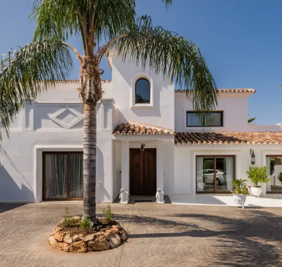 Venta de villa independiente en Atalaya